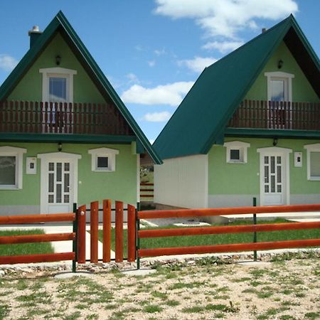 Rooms And Bungalows Sreten Zugic 자블야크 객실 사진