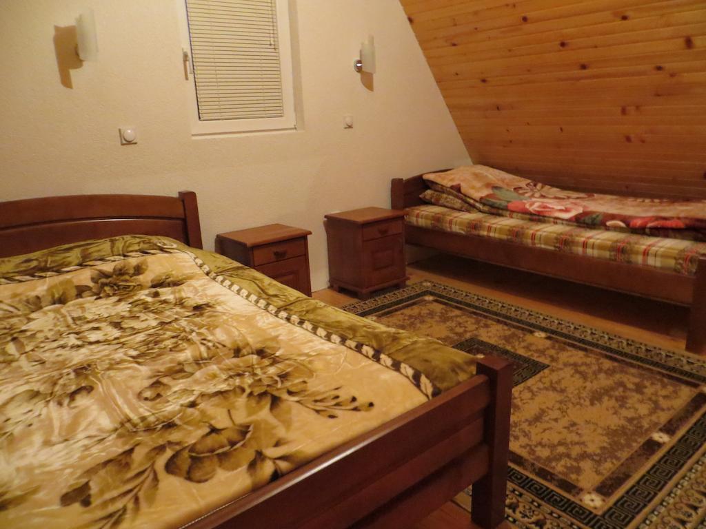 Rooms And Bungalows Sreten Zugic 자블야크 객실 사진