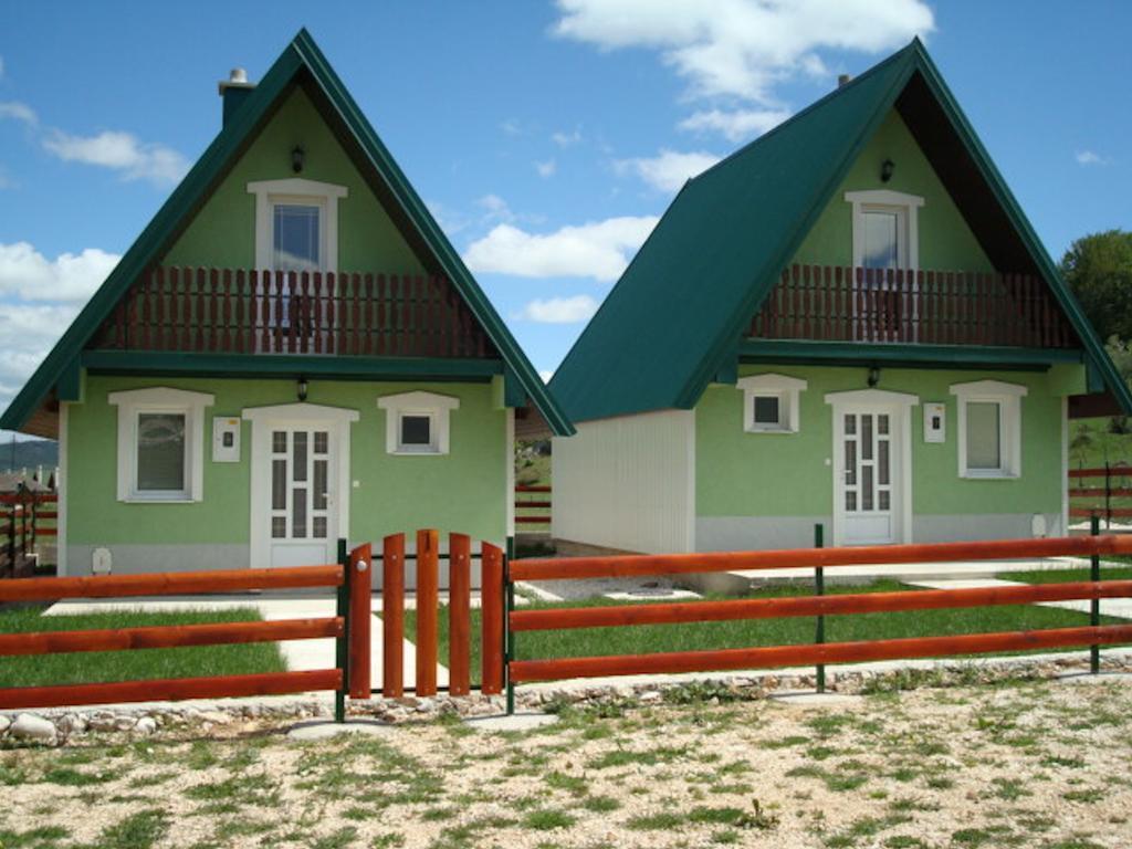 Rooms And Bungalows Sreten Zugic 자블야크 객실 사진